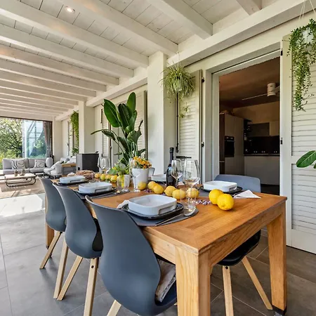 Villa Artista Gardone Riviera