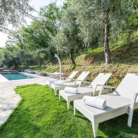 Villa Artista Gardone Riviera