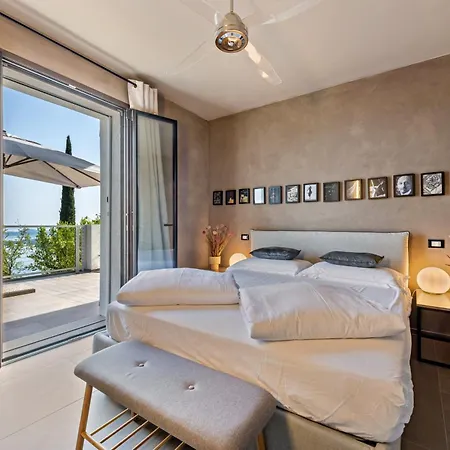 Villa Artista Gardone Riviera