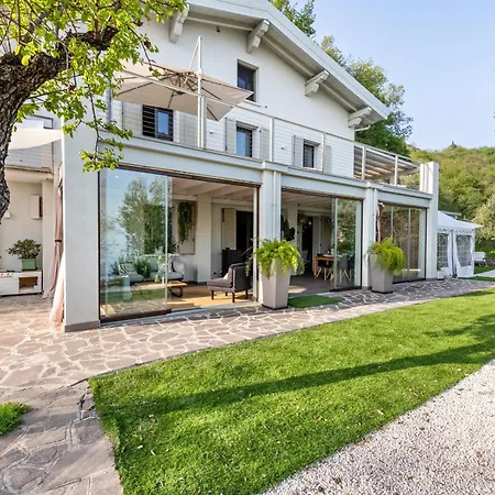 Artista Villa Gardone Riviera