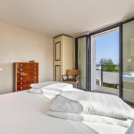 Artista Villa Gardone Riviera